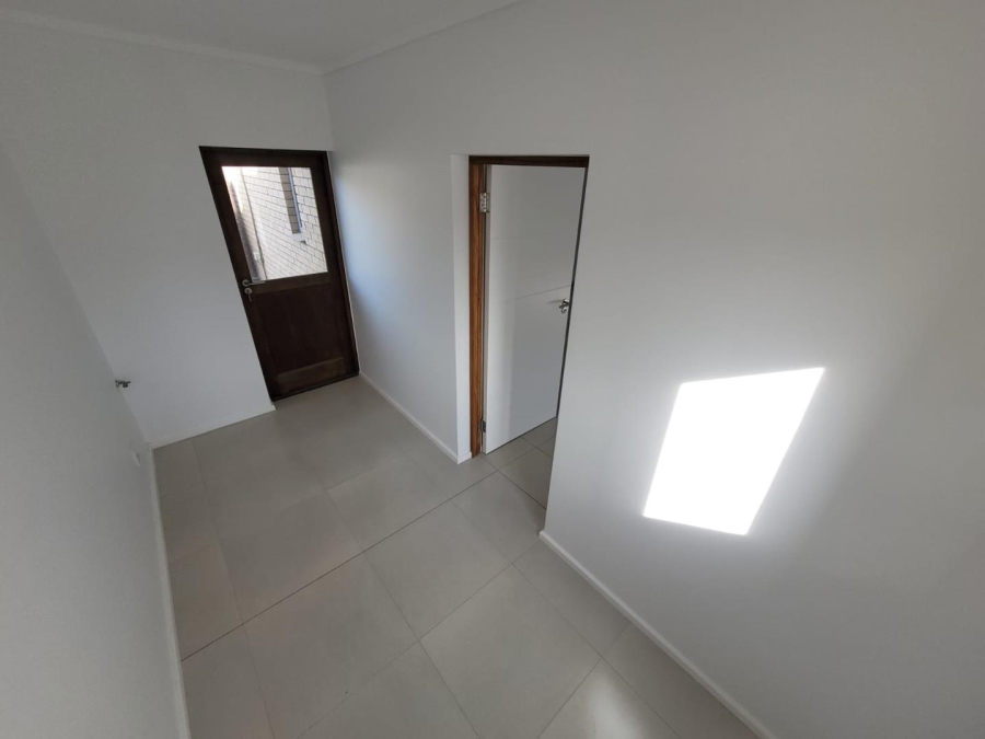 3 Bedroom Property for Sale in Mooikloof Country Estate Western Cape